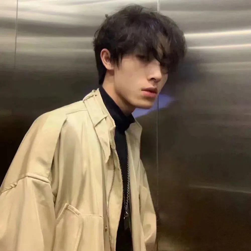 男生头像丨走过低谷才会看到光明