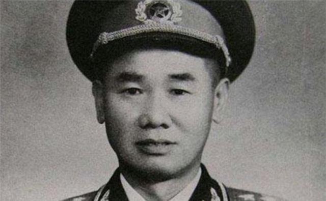 父亲是战功赫赫的开国上将,儿子却恶贯满盈,1984年被判死刑