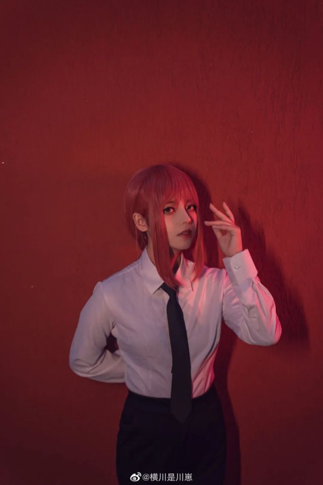 这个电锯人女主玛奇玛超帅了,你觉得还原不?