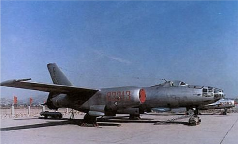 1983年914空难事件桂林奇峰岭机场轰炸机撞击民航客机