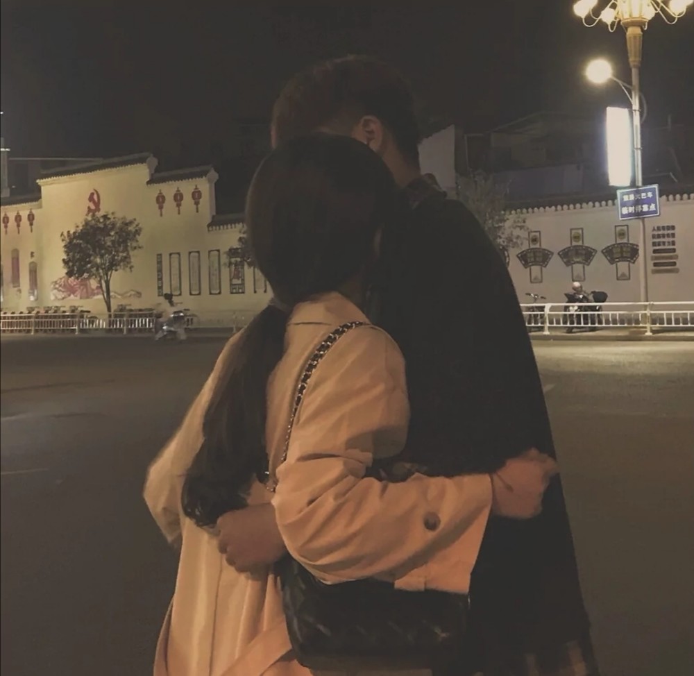 情头001:什么也瞒不过恋人的眼睛