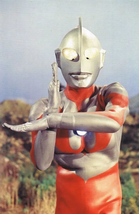 全宇宙最时髦的是奥特曼,有图有证据!