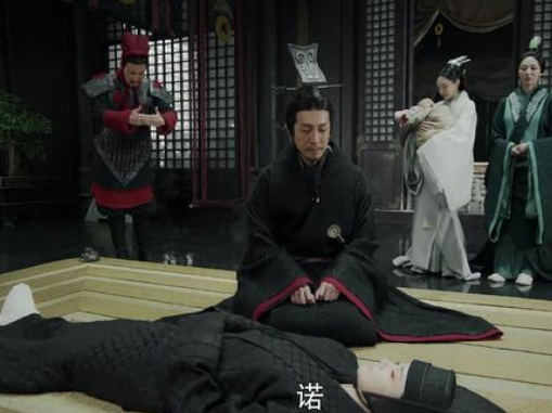 当时吕不韦门客都说了,杀了嫪毐另起诏书——废嬴政,立扶苏.
