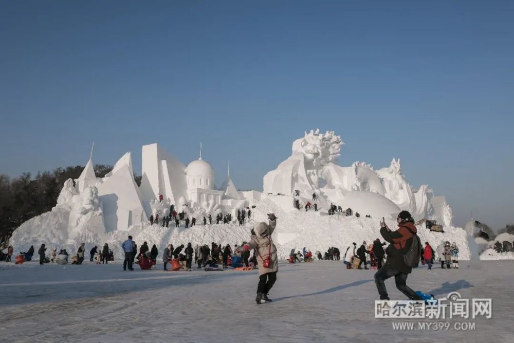 冰雕雪砌,流光溢彩|缤纷冰雪季大幕开启,哈尔滨欢迎你