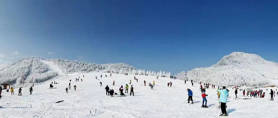 玉龙雪山滑雪场 ( 云南省丽江市)