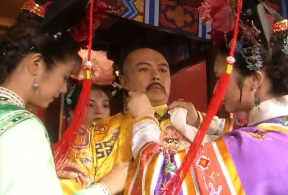 《还珠格格:紫薇憧憬来自皇帝的父爱,但对皇帝情感复杂