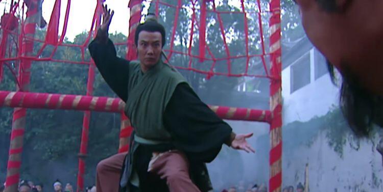 《水浒传》燕小乙是相扑高手,摔的李逵狗啃地,可武松不服!