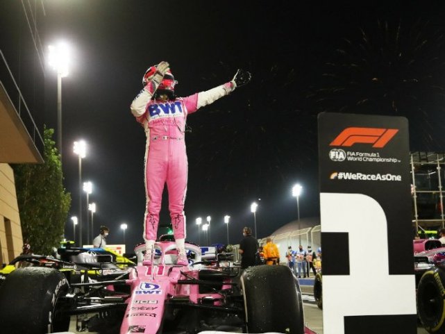 f1红牛签约佩雷兹扬眉吐气,梅奔微微一笑,世界冠军无悬念?