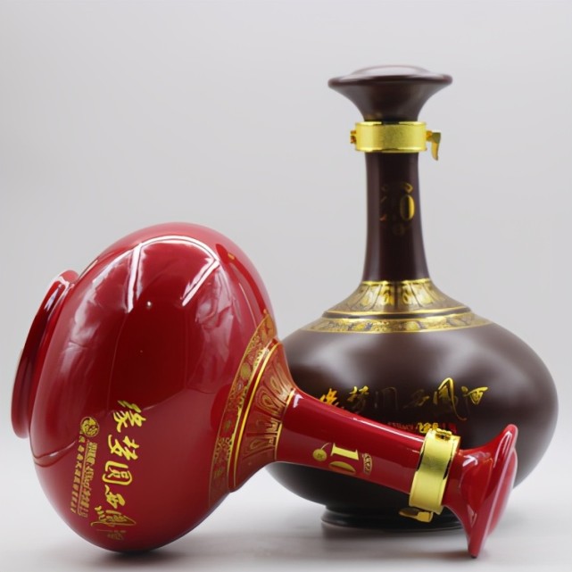 瓷瓶生产工艺：陶瓷酒瓶是如何生产的，只需这七步
