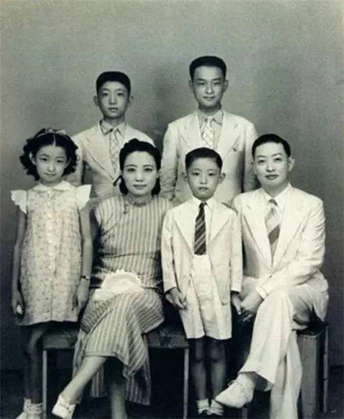 福芝芳和孟小冬年轻时有多美?这组两人照片曝光,简直惊艳了时光
