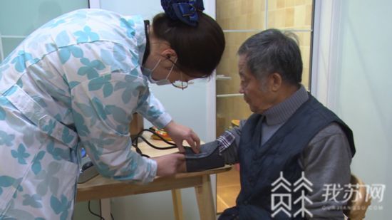 农业人口60岁后可享受_60岁生日蛋糕图片(2)