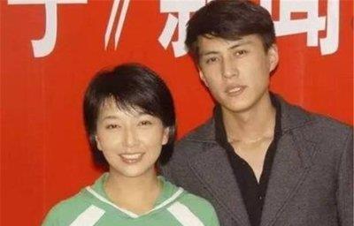 靳东大儿子6岁啦!长腿逆天穿千元鞋被富养,娇妻发文庆生引泪目