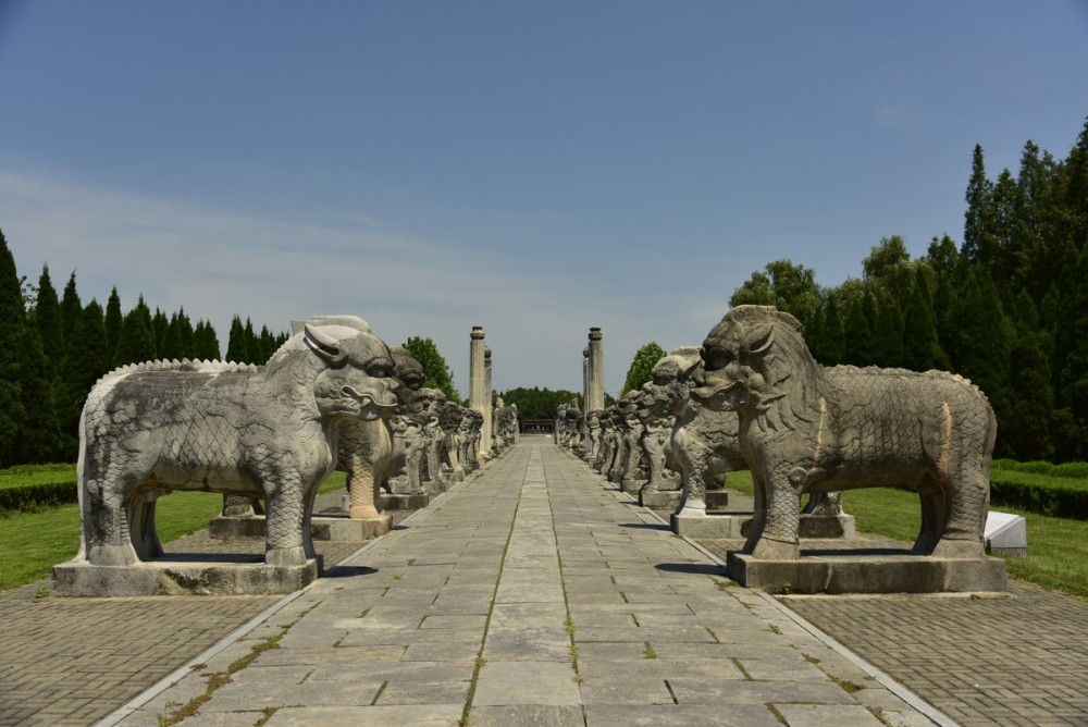 曾被淹于湖中300年的明祖陵石像生为历代皇陵最大