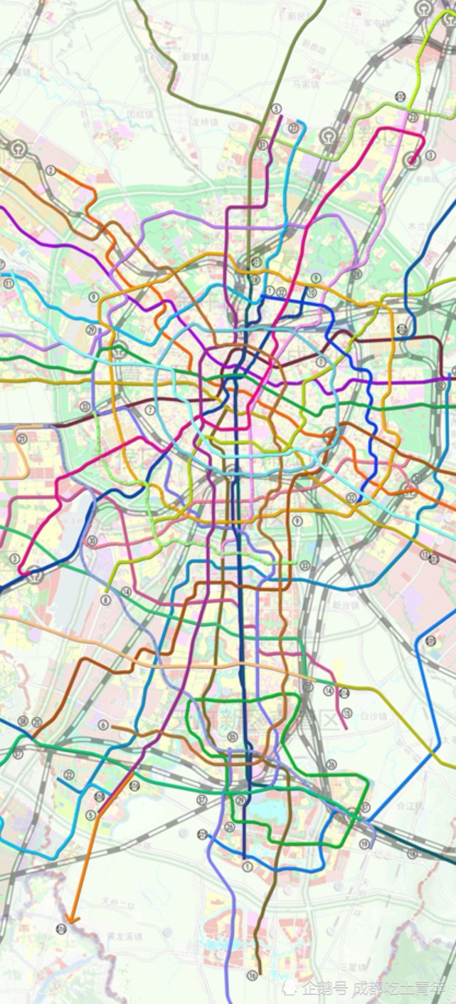 在官网上就一张图,生怕我们看清一样,太模糊了,成都远期规划轨道线网