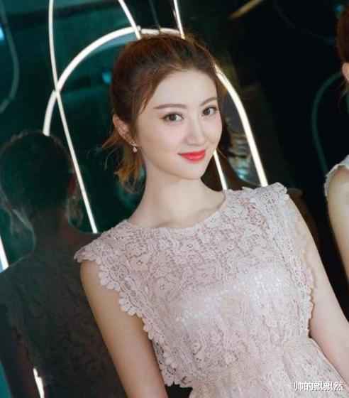 家世成谜传闻不止的景甜,从煤老板到万达小妈,她真有这么神秘吗