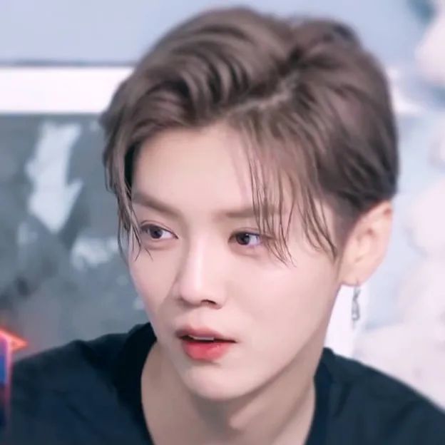 鹿晗头像壁纸