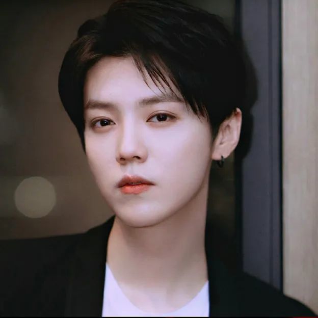 鹿晗头像壁纸