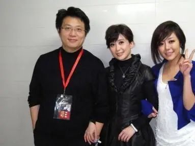 50岁孟庭苇近况曝光,容颜未改甜美依旧,离婚7年独自抚养儿子至今