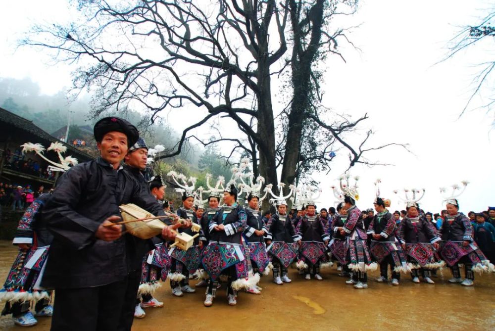 经常会看到古瓢舞的表演每逢佳节或文艺演出家在丹寨的老懿再熟悉不过