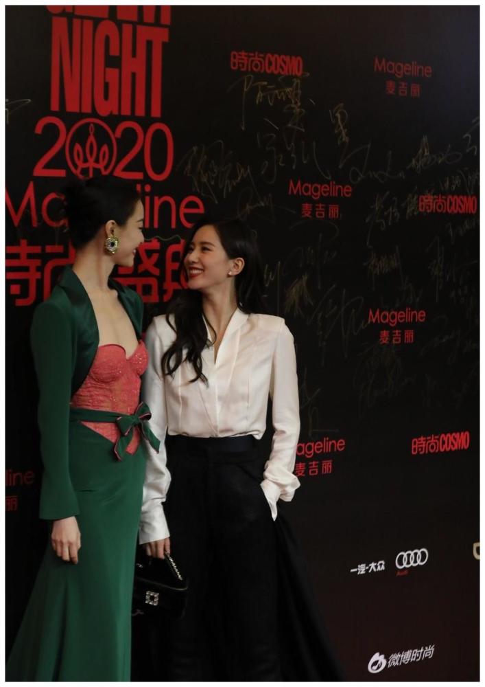 女星红毯斗艳刘诗诗,倪妮对视好甜,杨幂不和唐嫣,佟丽娅互动