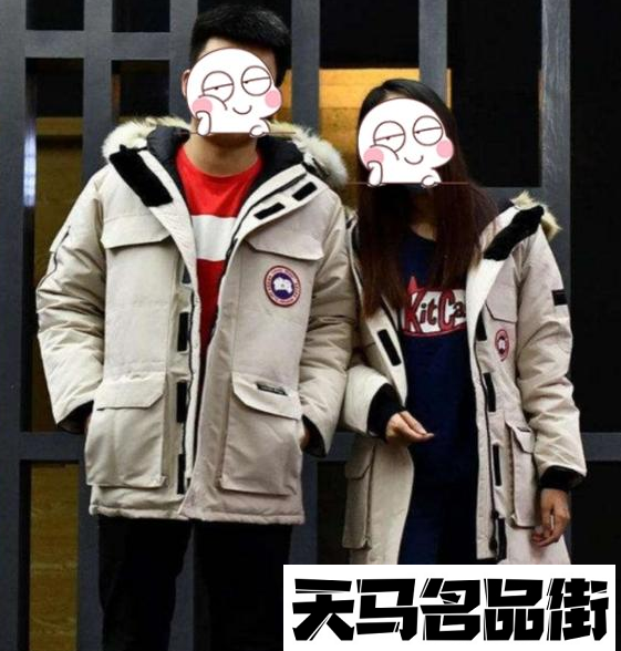 大鹅羽绒服哪款女生穿好看加拿大鹅女生穿什么颜色好看