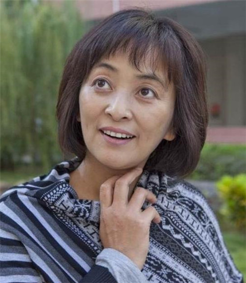 一嫁日本二嫁美国三嫁法国就不嫁中国人的李勤勤现咋样了