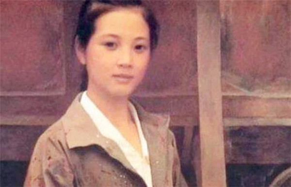 一,美丽的女孩 任雪出生于1971年河南省新县,是一个农村家庭的孩子.
