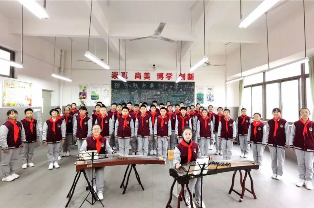 最美校服pk 11所民办学校校服来袭-校服定制-校服代理-校服厂家-幼儿