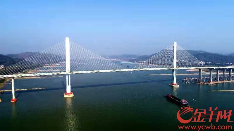 郁南市人口_郁南都城(2)