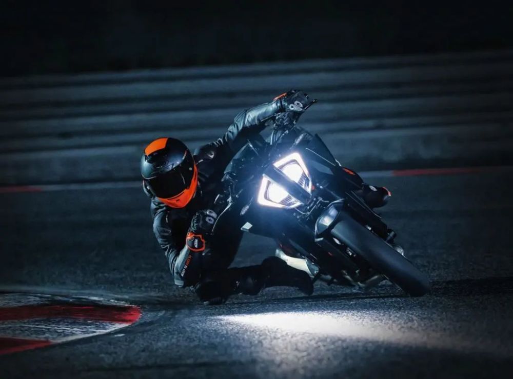 2021 ktm 1290 超级公爵将增加更高规格的sdrr版本
