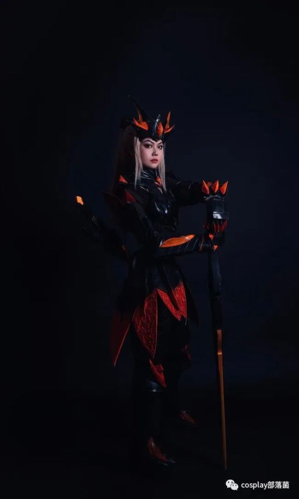 cos:花木兰水晶猎龙者cos正片