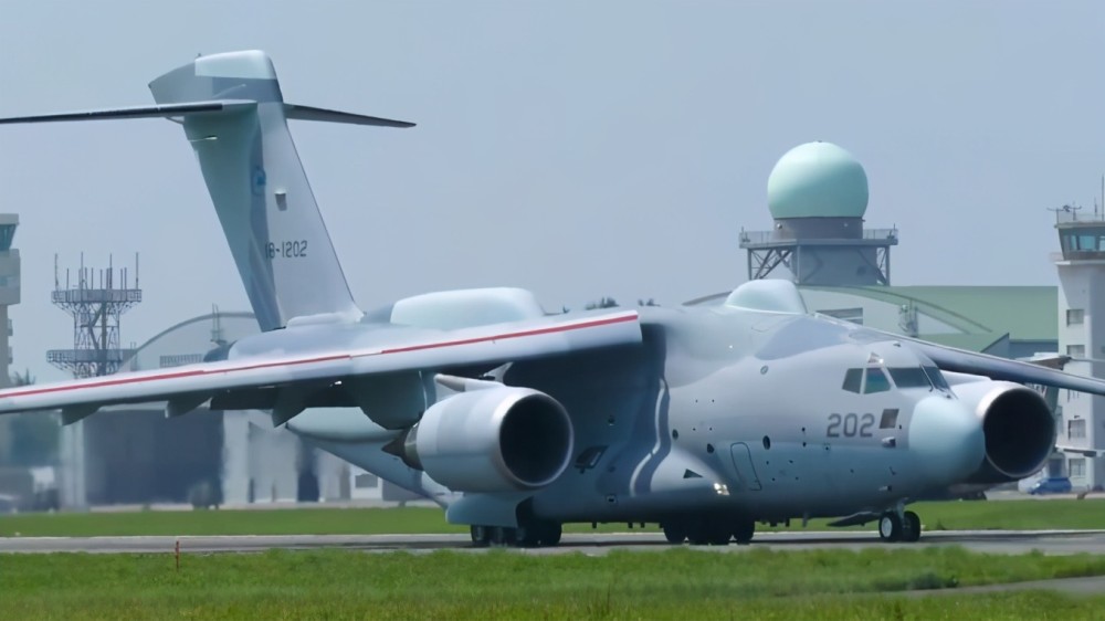 日本川崎重工的c-2运输机用了2台cf6大涵道比涡扇发动机,获得的最大