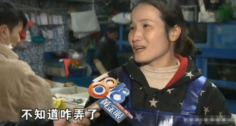 被老总调_意大利女星被老总海滩(2)