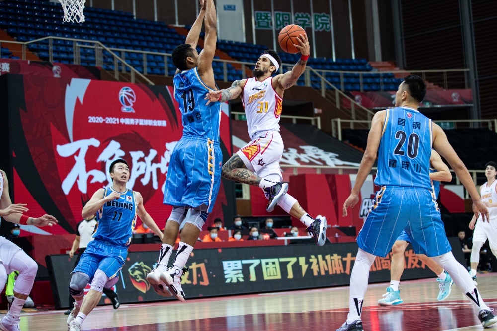 (体育)篮球——cba第二阶段:深圳马可波罗胜北京首钢