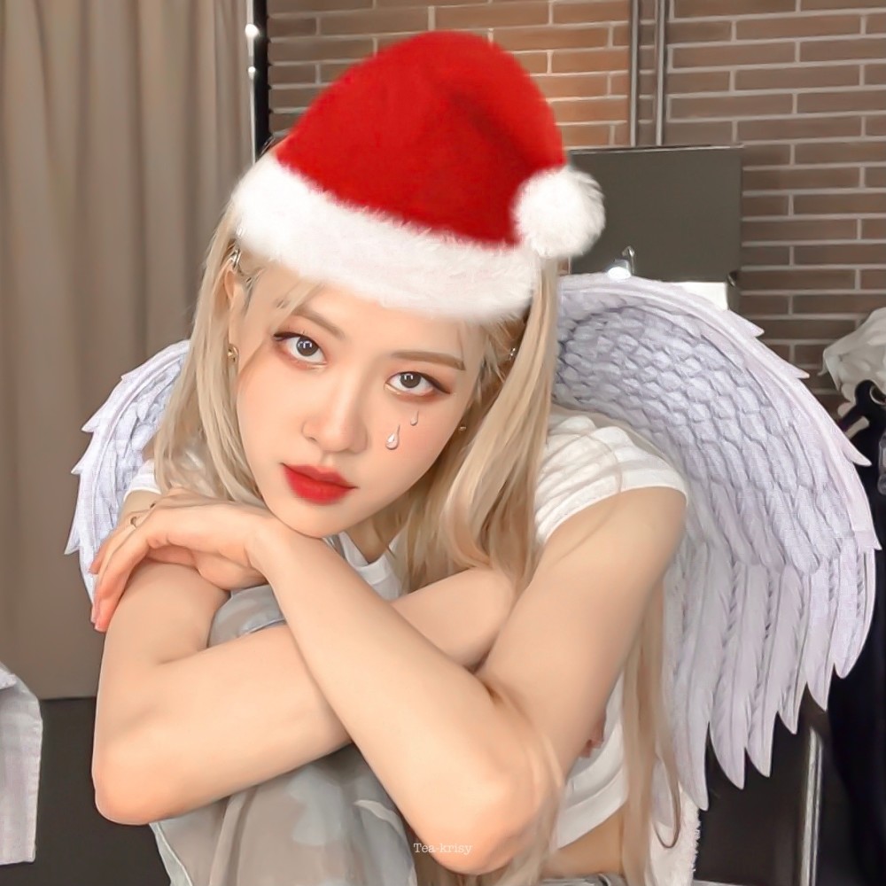 blackpink圣诞照片,jisoo圣诞照片 blackpink圣诞舞台太绝了