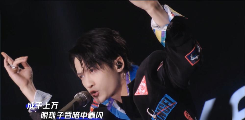 《追光吧哥哥》檀健次遭多位哥哥哄抢专业能力俘获很观众心!