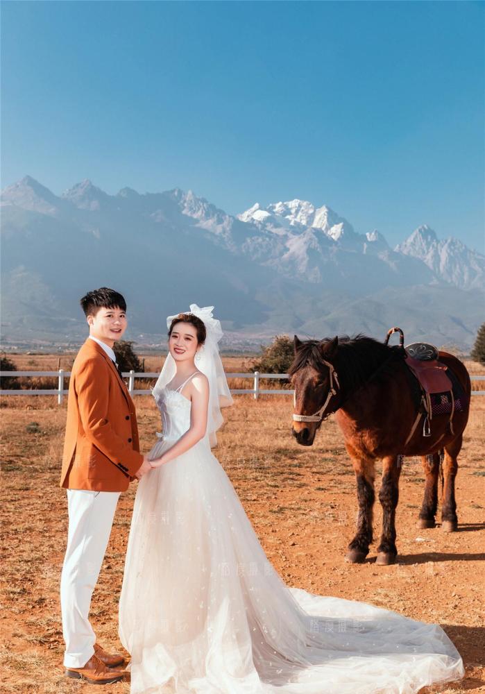 云南旅游拍婚纱照_云南旅游图片