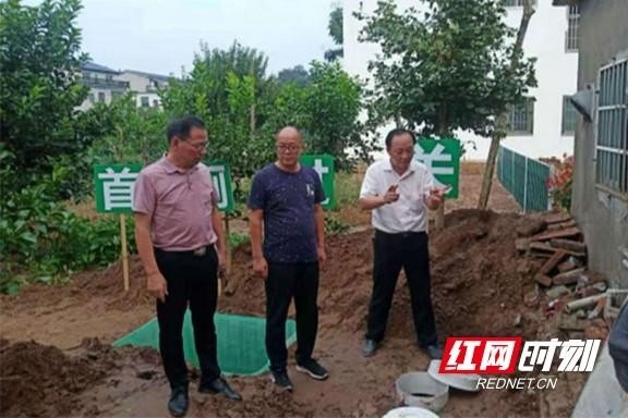 南县明山头镇:"小厕所"见证"大民生"