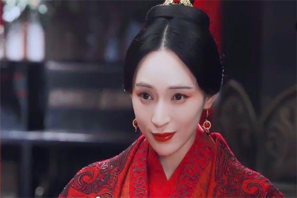 肯定是坏事做尽,与主角处处作对的,但在电视剧《大秦赋》中有这样一个