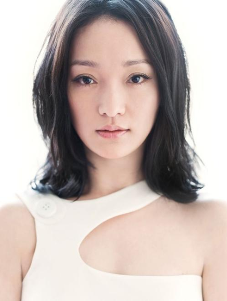 周迅18岁人体画曝光:曾为他做过人体模特,如今作品卖出千万元