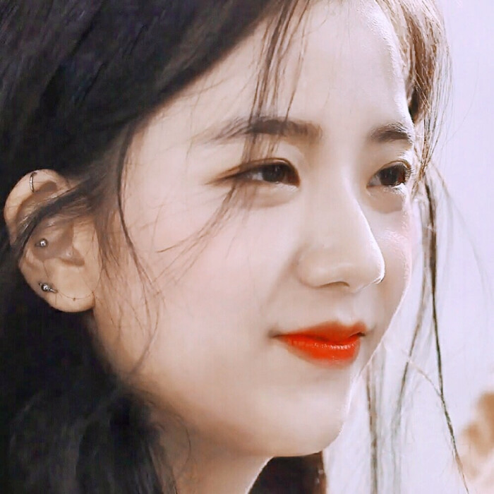 blackpink 金智秀头像 jisoo真的是神颜
