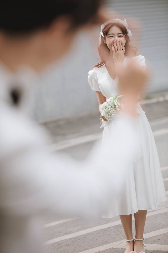 卡萌婚纱摄影_婚纱摄影(3)