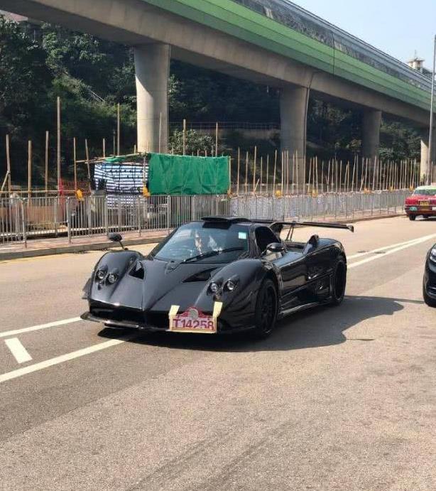 郭富城的帕加尼风之子,裸碳变成了黑碳,细节依然美丽