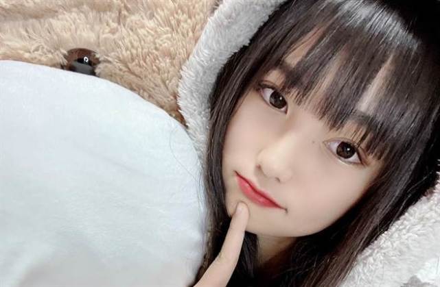 日本最可爱初中生公布13岁甜美女孩夺冠后喜极而泣