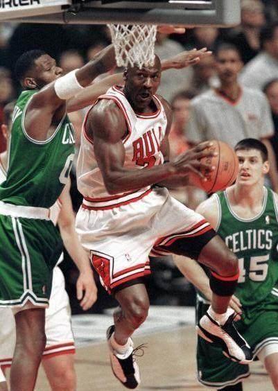 球手一体15张图告诉你乔丹的身体素质有多恐怖