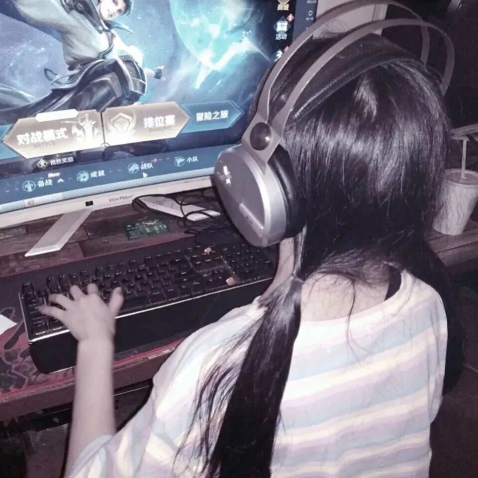 第520期女生头像1228电竞少女抖音热门头像