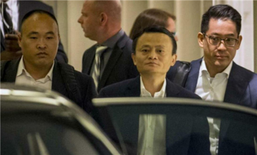 马云贴身保镖李天金:曾年薪百万,马云退休后,他又将何