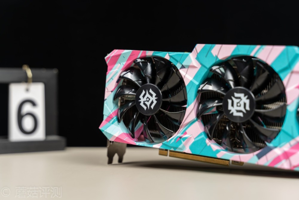 外表粉嫩,难掩强大性能,索泰rtx3080x-gaming显卡 评测_腾讯新闻