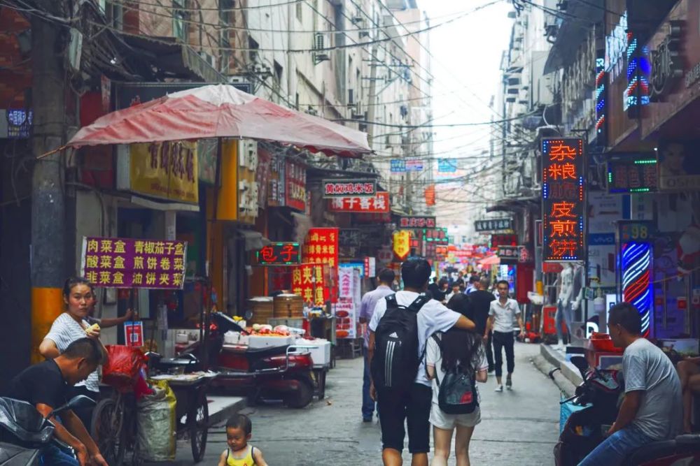装台西安的缩影徐家庄城中村的一角