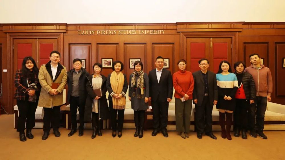 副校长李迎迎会见了来访客人.